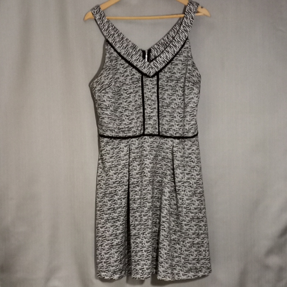 Massimo XXL black and white pleated dress (936)